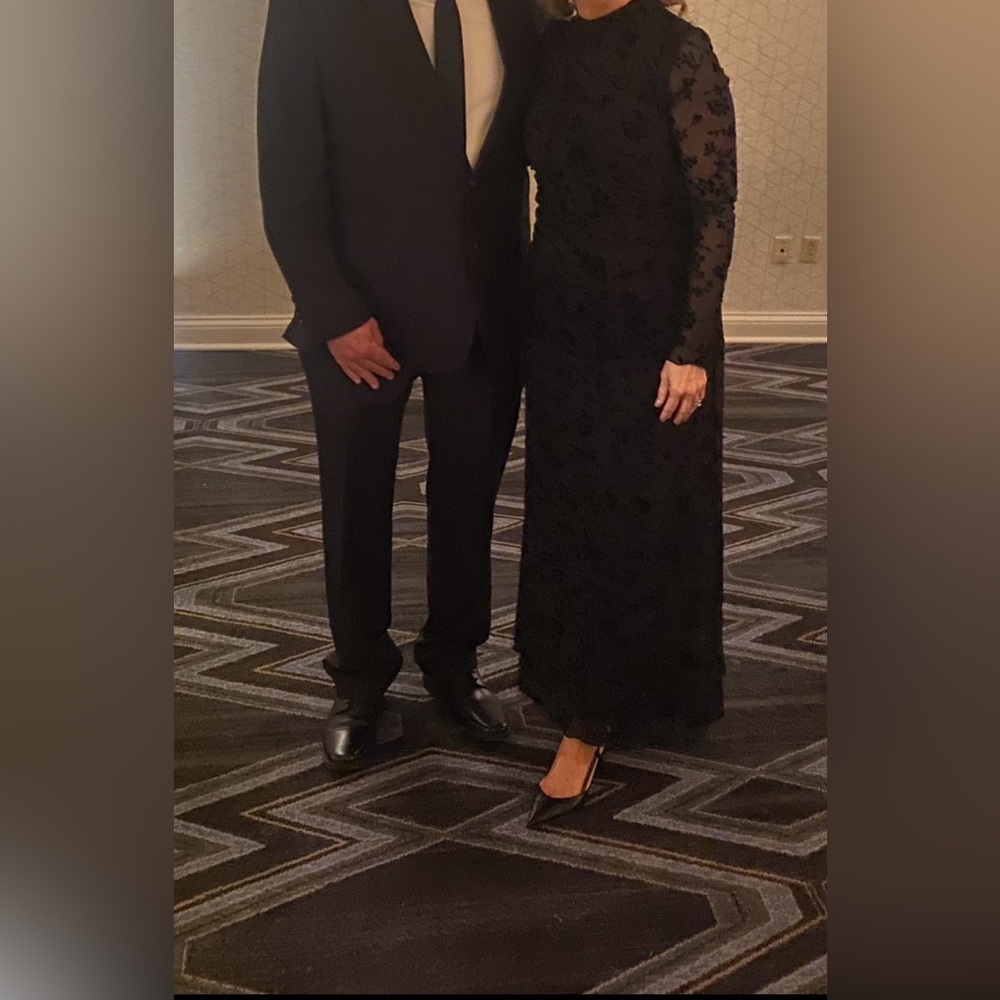 Beautiful black dress.